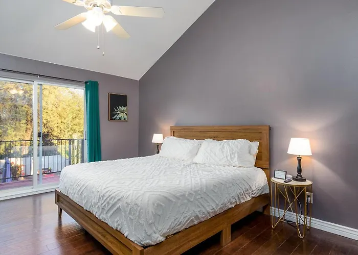 Family-friendly Retreat, Heated Pool, Putting * Phoenix
