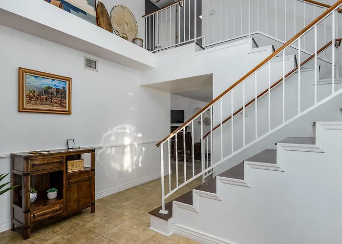 Family-friendly Retreat, Heated Pool, Putting * Phoenix