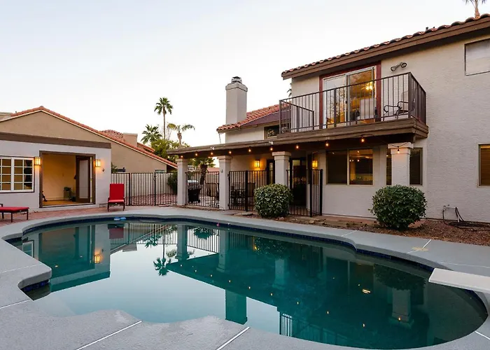 Family-friendly Retreat, Heated Pool, Putting *