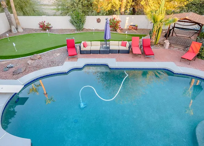 Family-friendly Retreat, Heated Pool, Putting *