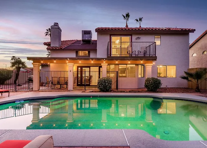 Holiday home Family-friendly Retreat, Heated Pool, Putting